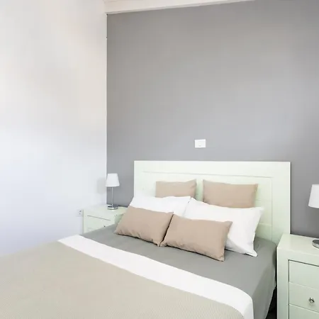 Appartement Bright & Elegant Duplex With Terrace And Pool, Just Steps From Puerto Colon *