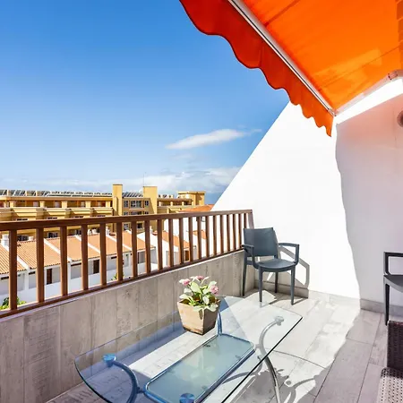Appartement Bright & Elegant Duplex With Terrace And Pool, Just Steps From Puerto Colon