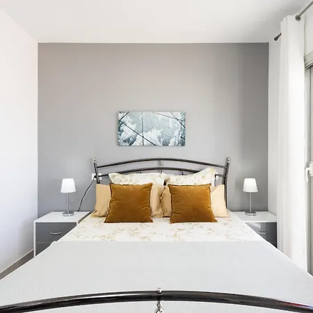 Classbnb - Bright & Spacious With Balconies Near La Pinta