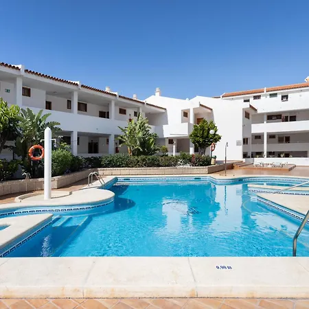 דירה Bright & Elegant Duplex With Terrace And Pool, Just Steps From Puerto Colon